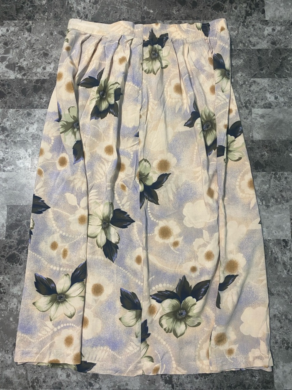 Sag Harbor Floral Skirt - Size Large